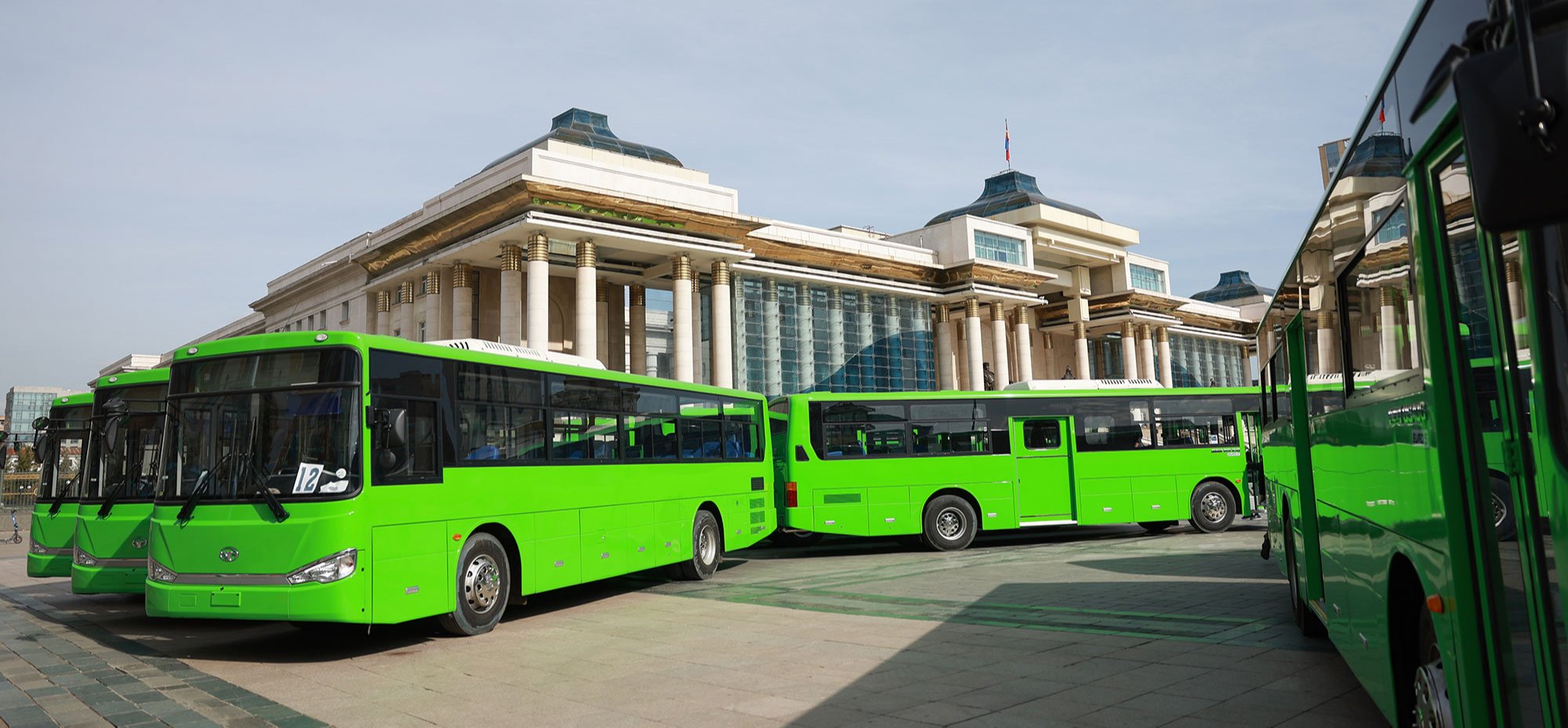 Ногоон автобусны хэрэг хариуцах эзэнгүй үлдэх вий